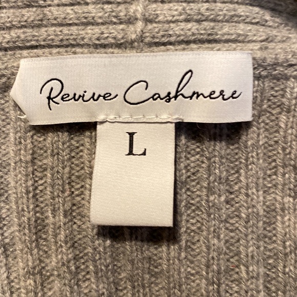 Revive Cashmere - Picture 6 of 7